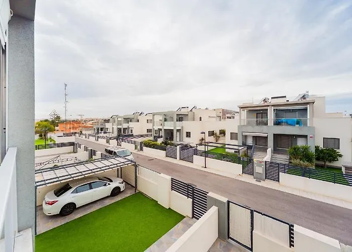 بيت للعطل In Koma